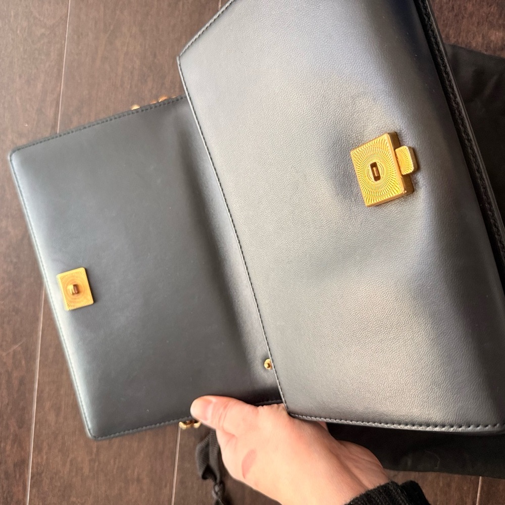 Dolce & Gabbana Medium Devotion Bag - Picture 4 of 9